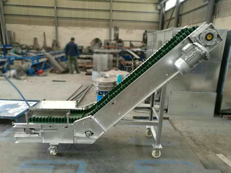 刮板皮帶輸送機(jī).jpg 刮板皮帶輸送機(jī).jpg